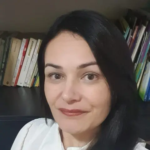 Claudia Muniz, psicóloga, em retrato